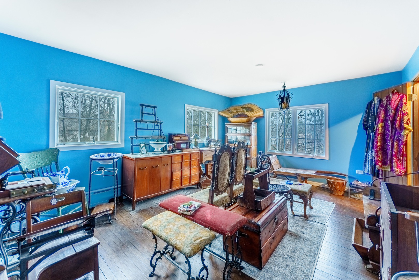 219 Woodland Road, Highland Park, IL 60035