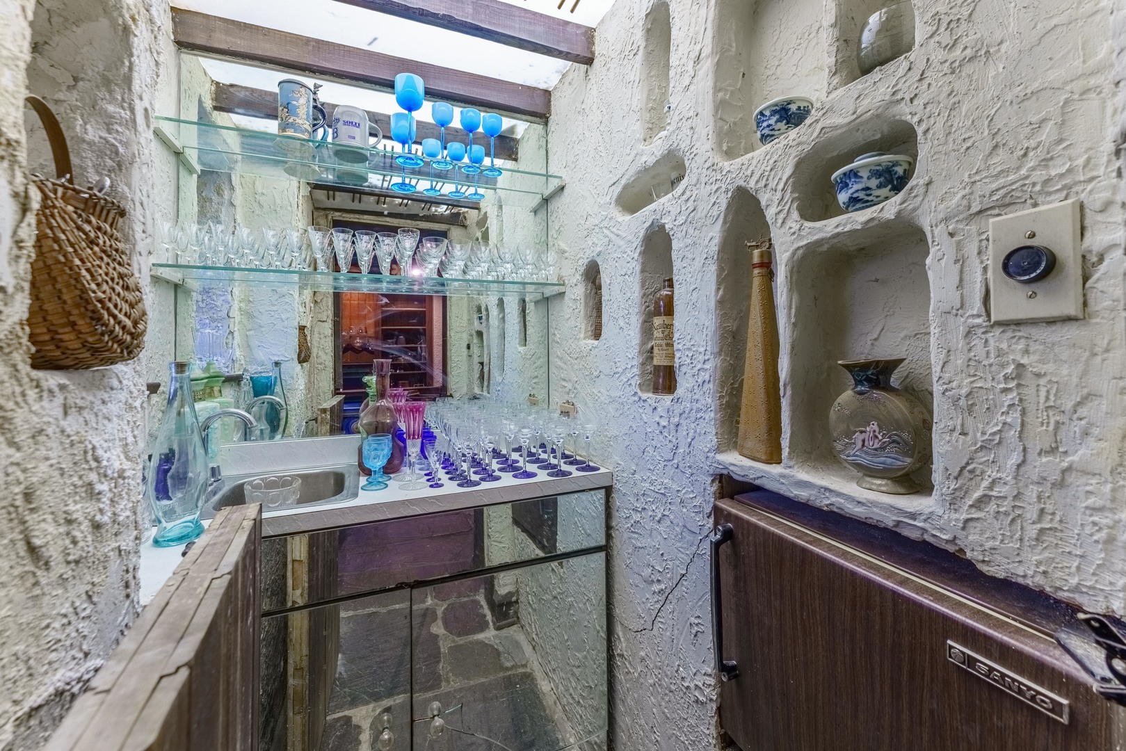 219 Woodland Road, Highland Park, IL 60035