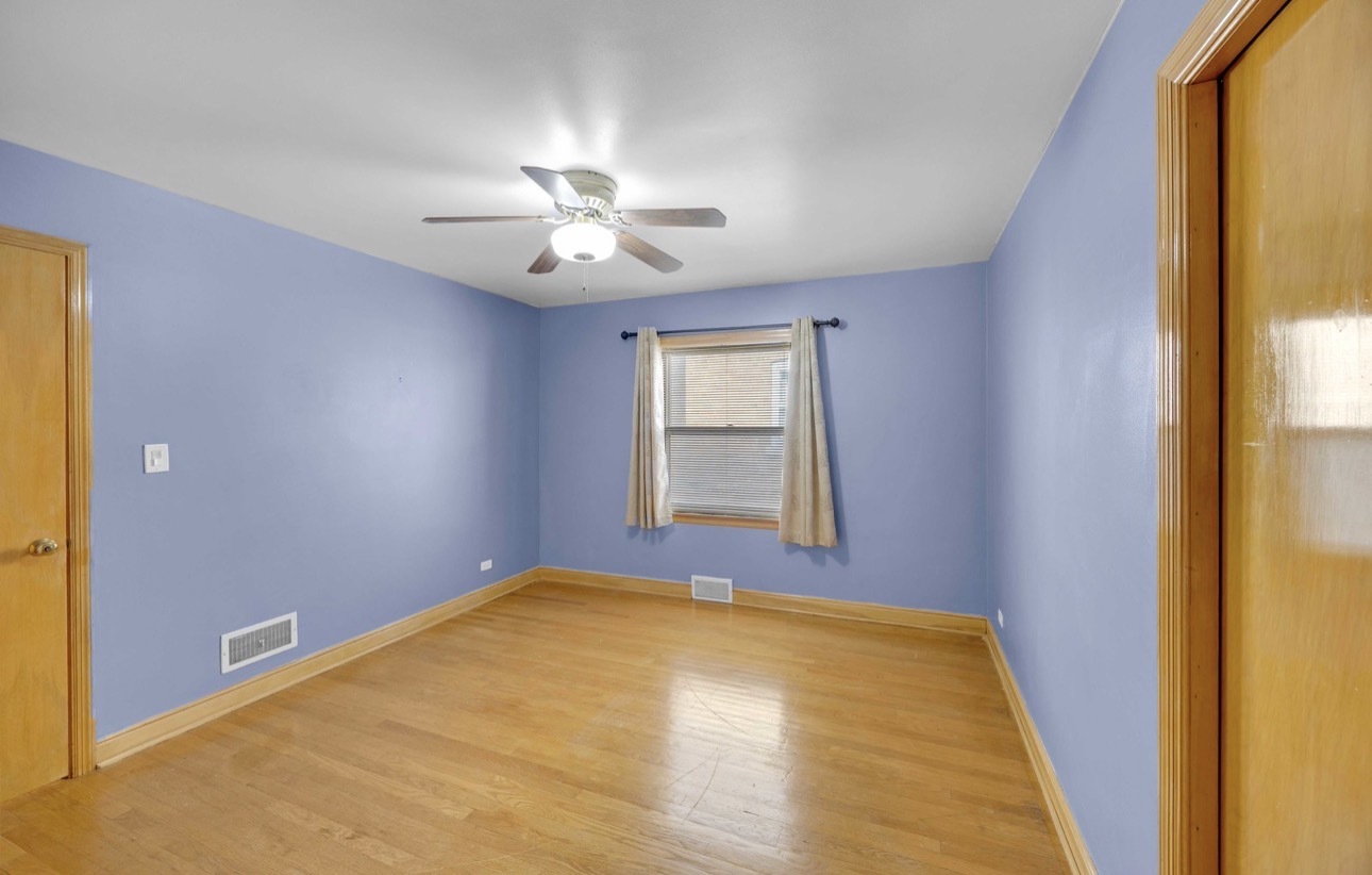 14233 S Wentworth Avenue, Riverdale, IL 60827