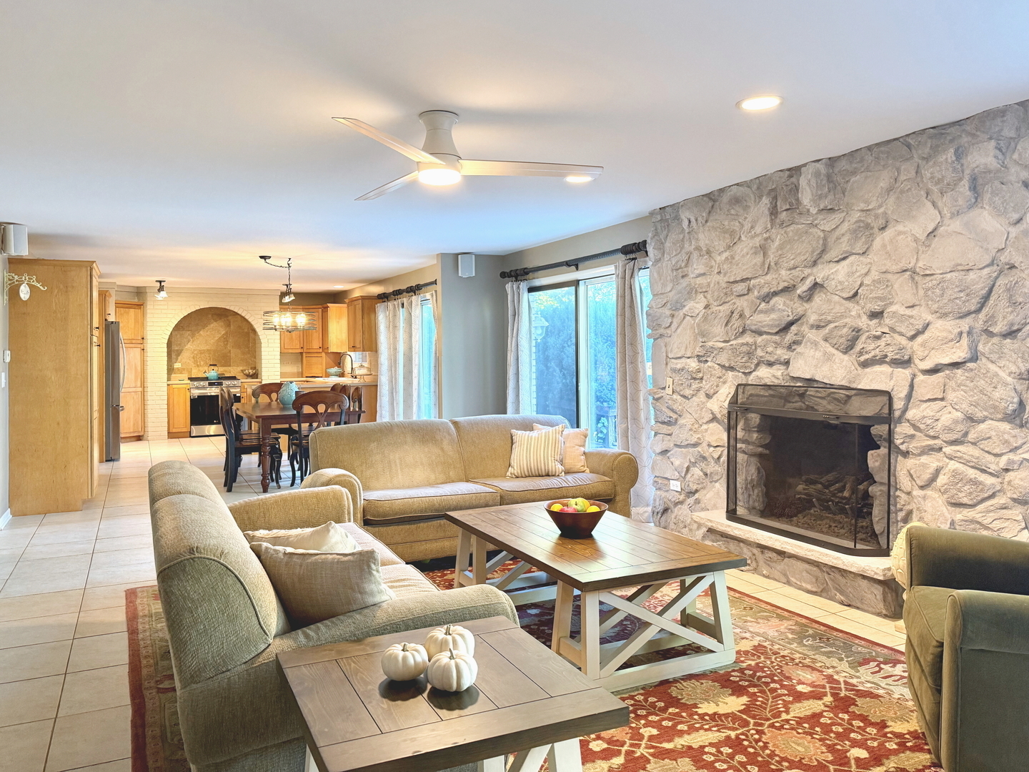 842 Winmoor Drive, Sleepy Hollow, IL 60118