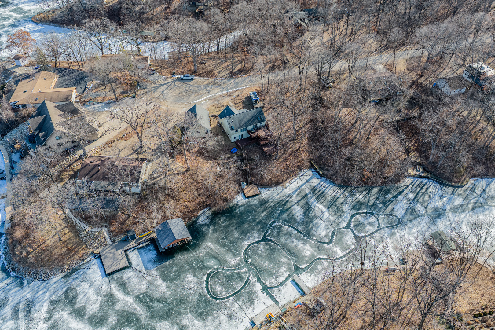 19 Chairtree Court, Putnam, IL 61560