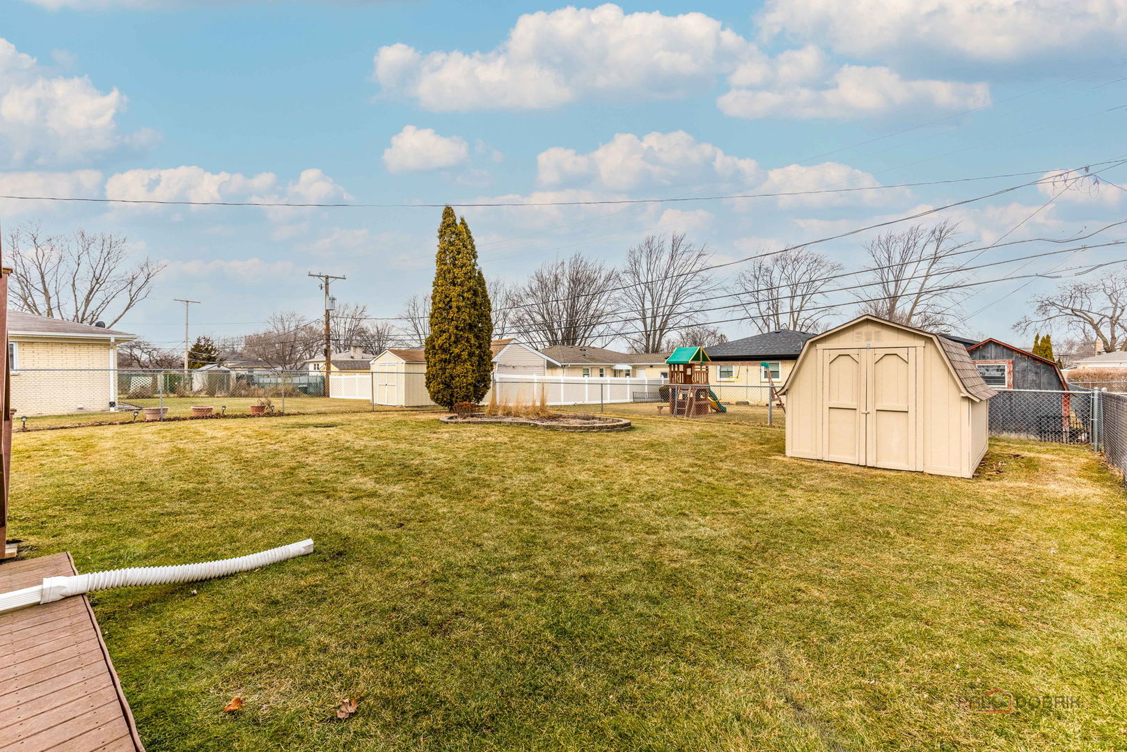 1802 W Pheasant Trail, Mount Prospect, IL 60056