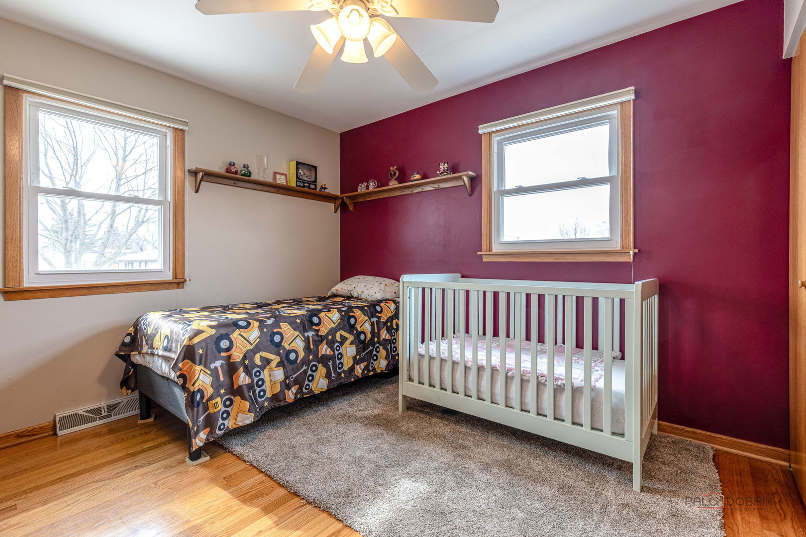 1802 W Pheasant Trail, Mount Prospect, IL 60056