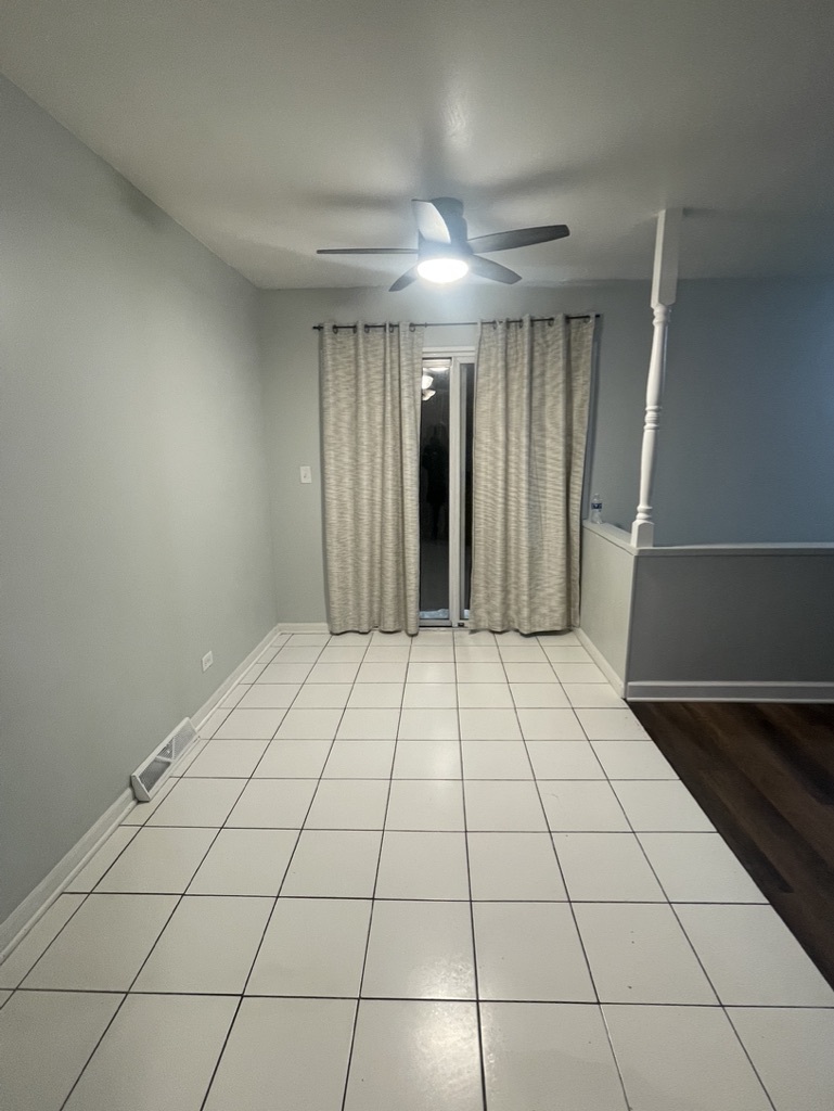 533 Darlene Lane #D, Glendale Heights, IL 60139