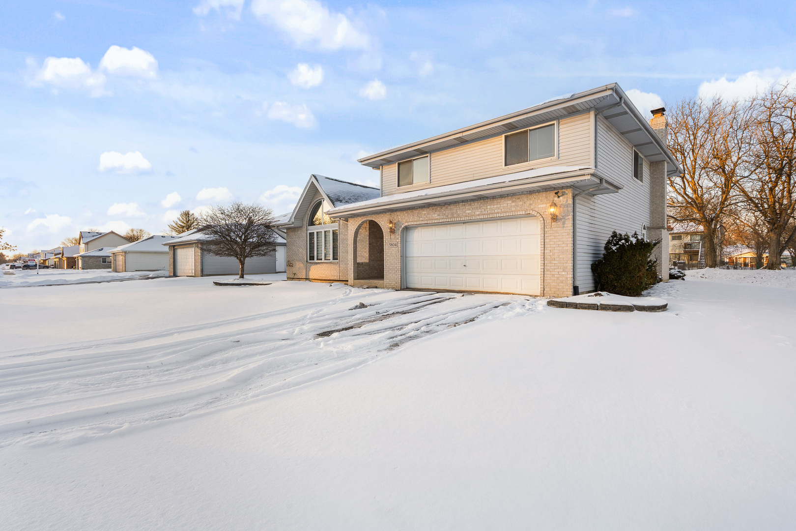 5804 Kathryn Lane, Matteson, IL 60443