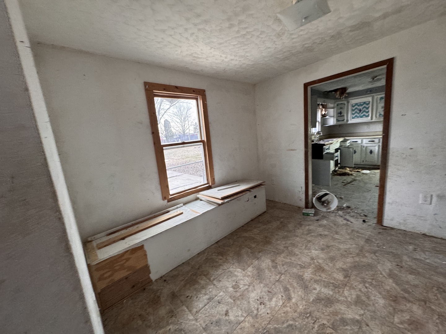 454 S 7th Avenue, Canton, IL 61520