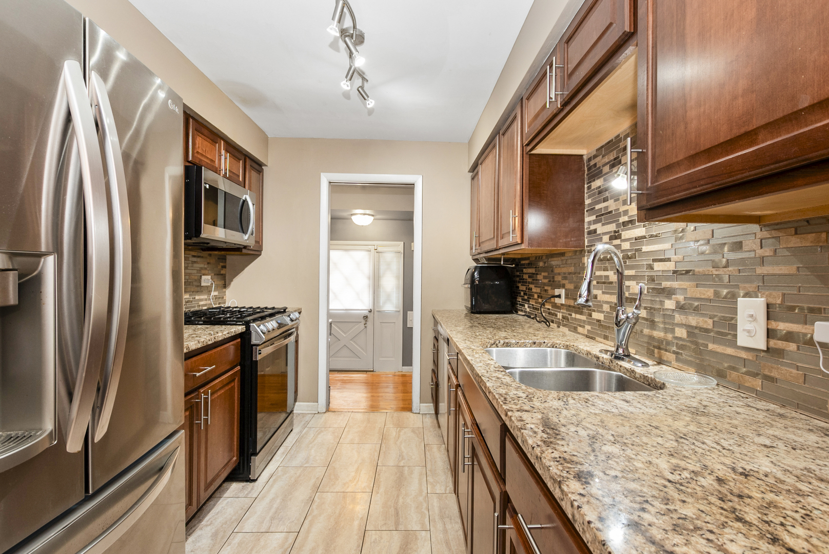 15206 S Ingleside Street, South Holland, IL 60473