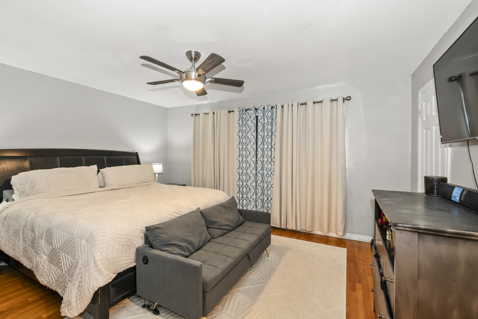 15206 S Ingleside Street, South Holland, IL 60473