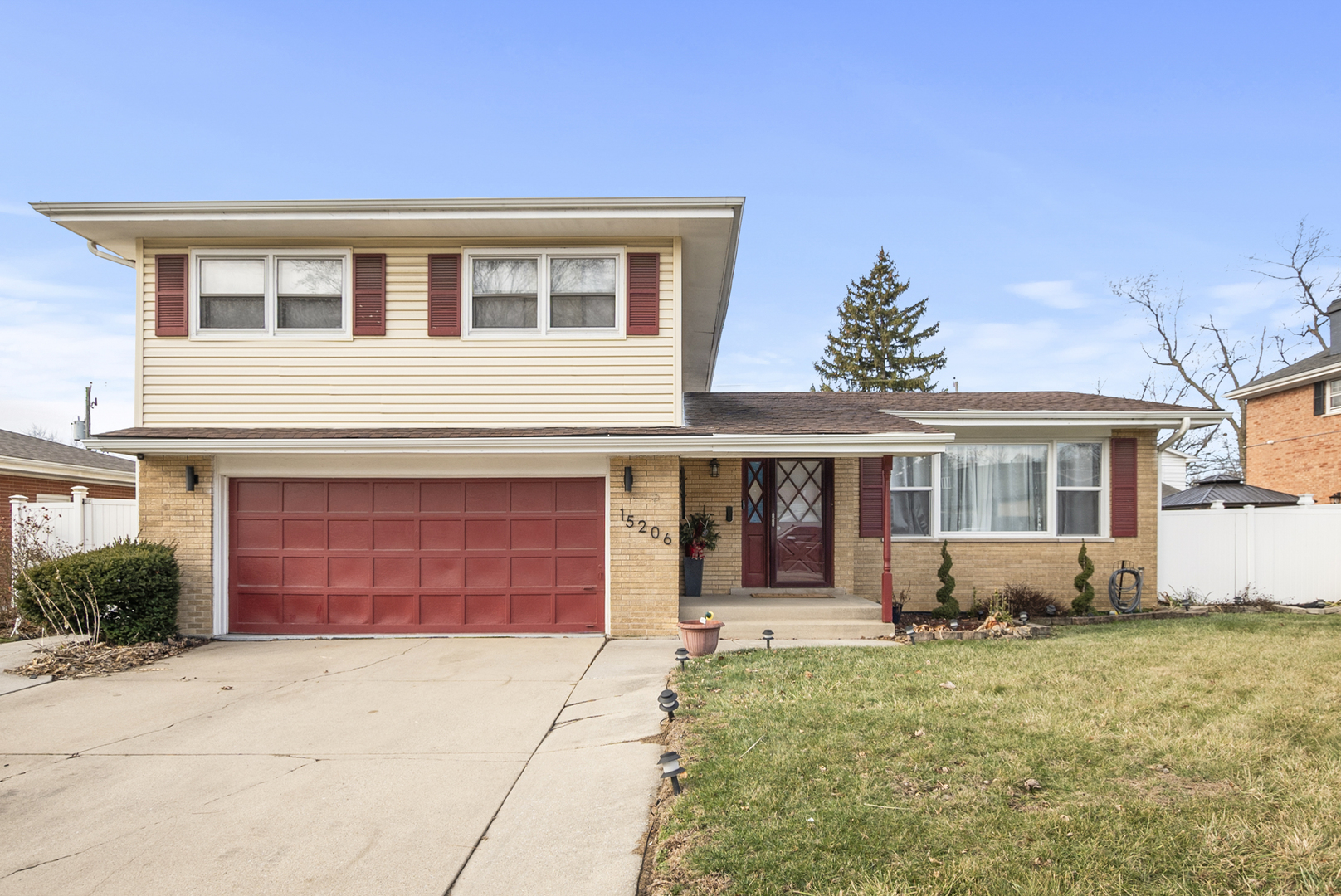 15206 S Ingleside Street, South Holland, IL 60473