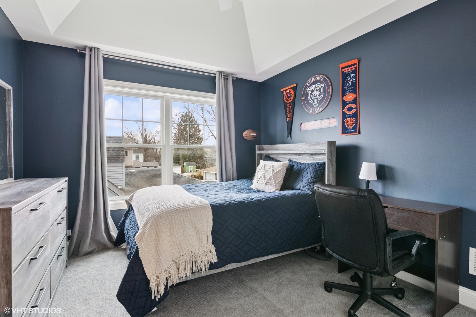 374 N Myrtle Avenue, Elmhurst, IL 60126