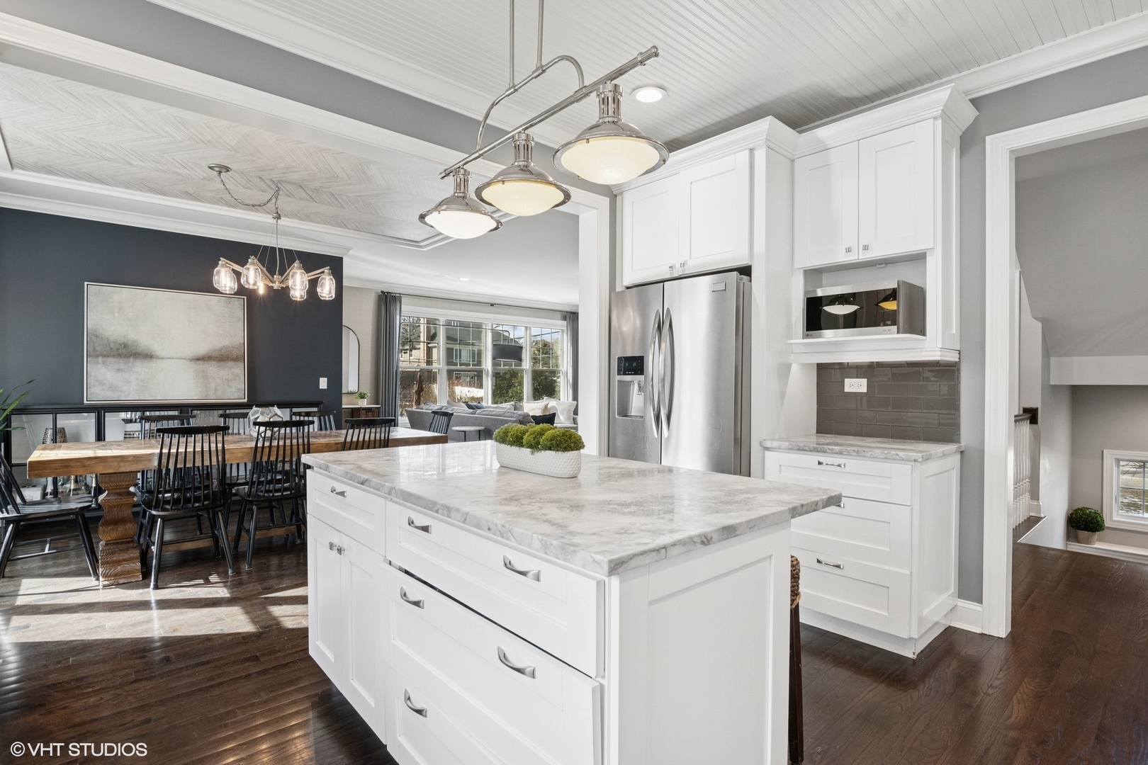 374 N Myrtle Avenue, Elmhurst, IL 60126