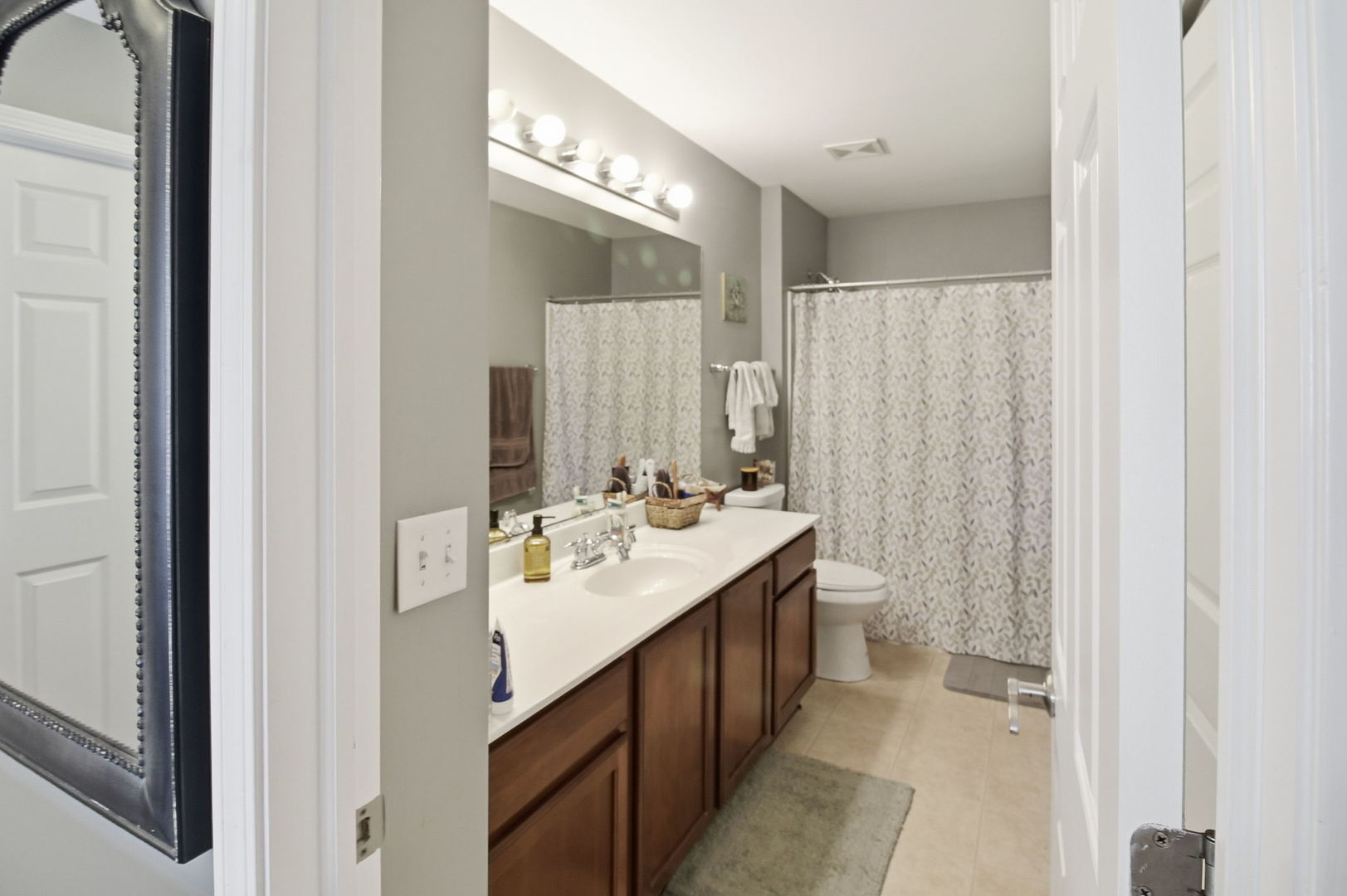 818 Vertin Boulevard, Shorewood, IL 60404