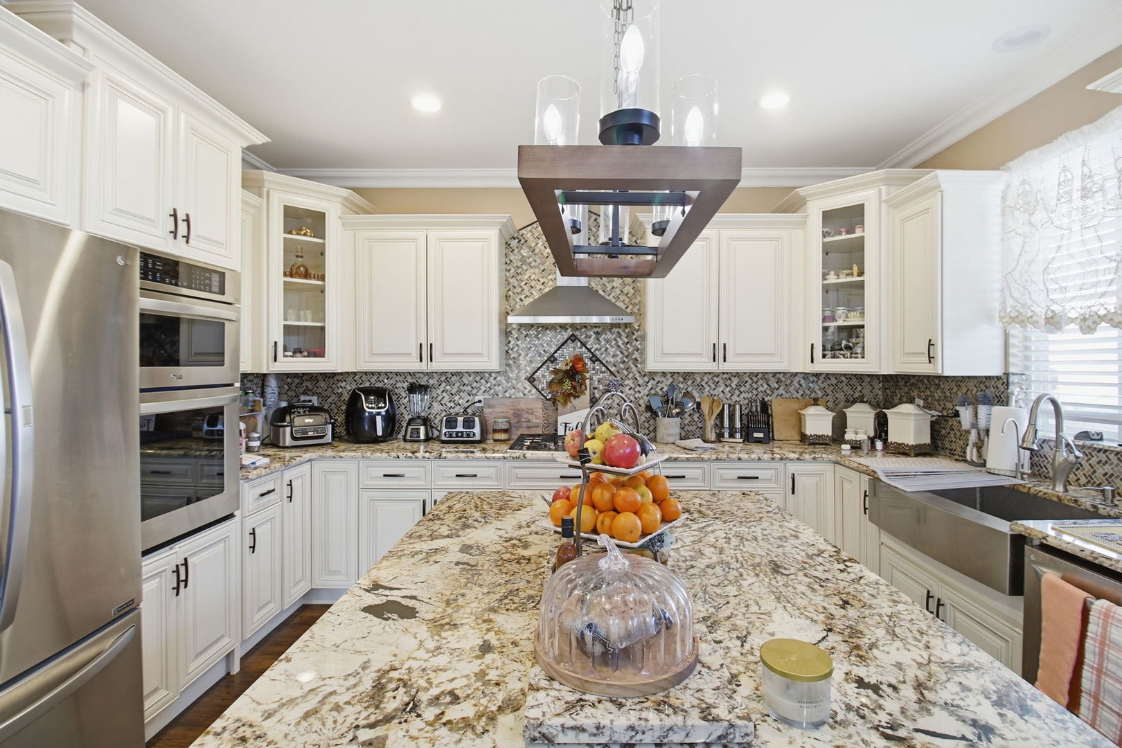 818 Vertin Boulevard, Shorewood, IL 60404