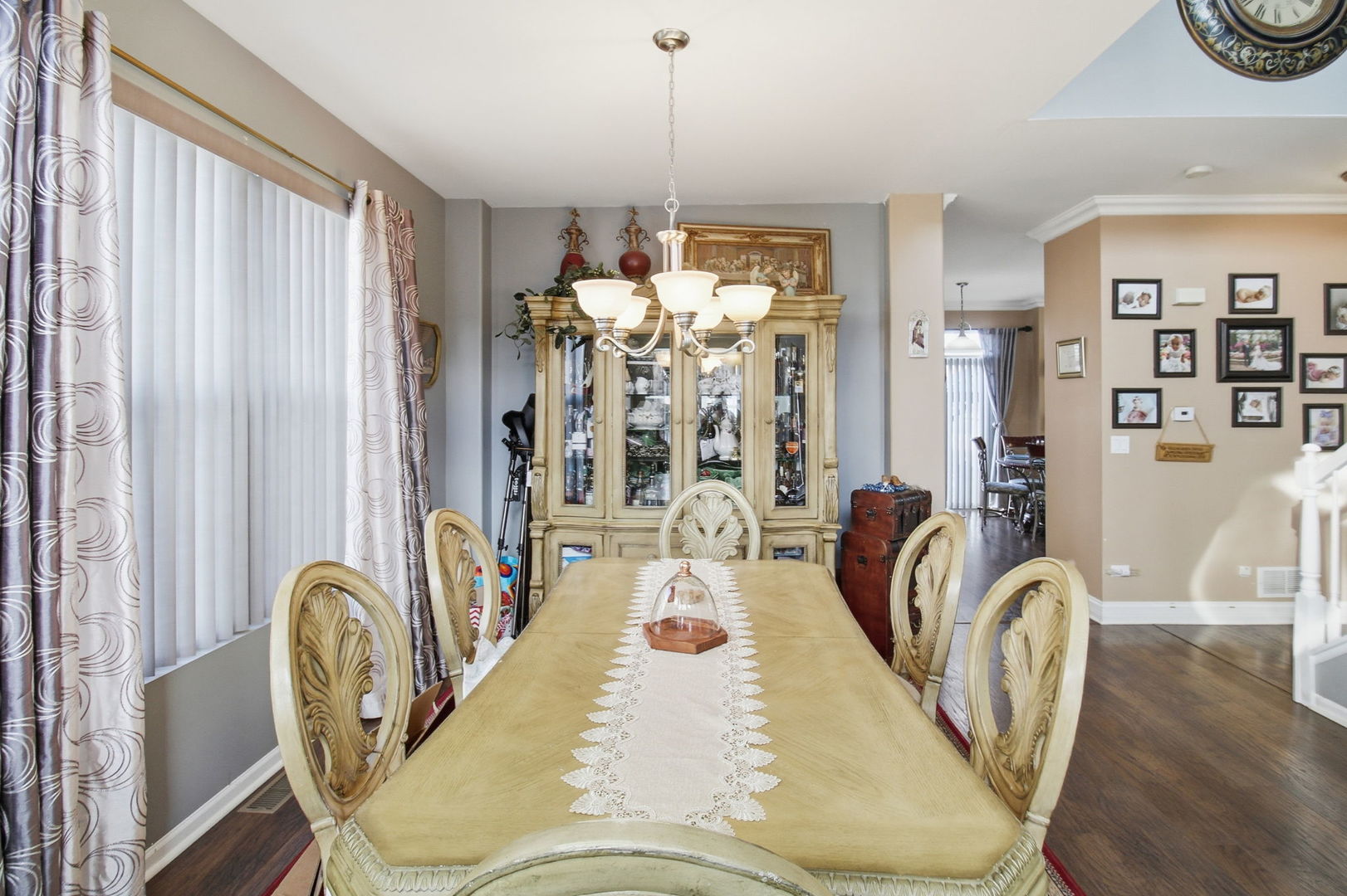 818 Vertin Boulevard, Shorewood, IL 60404