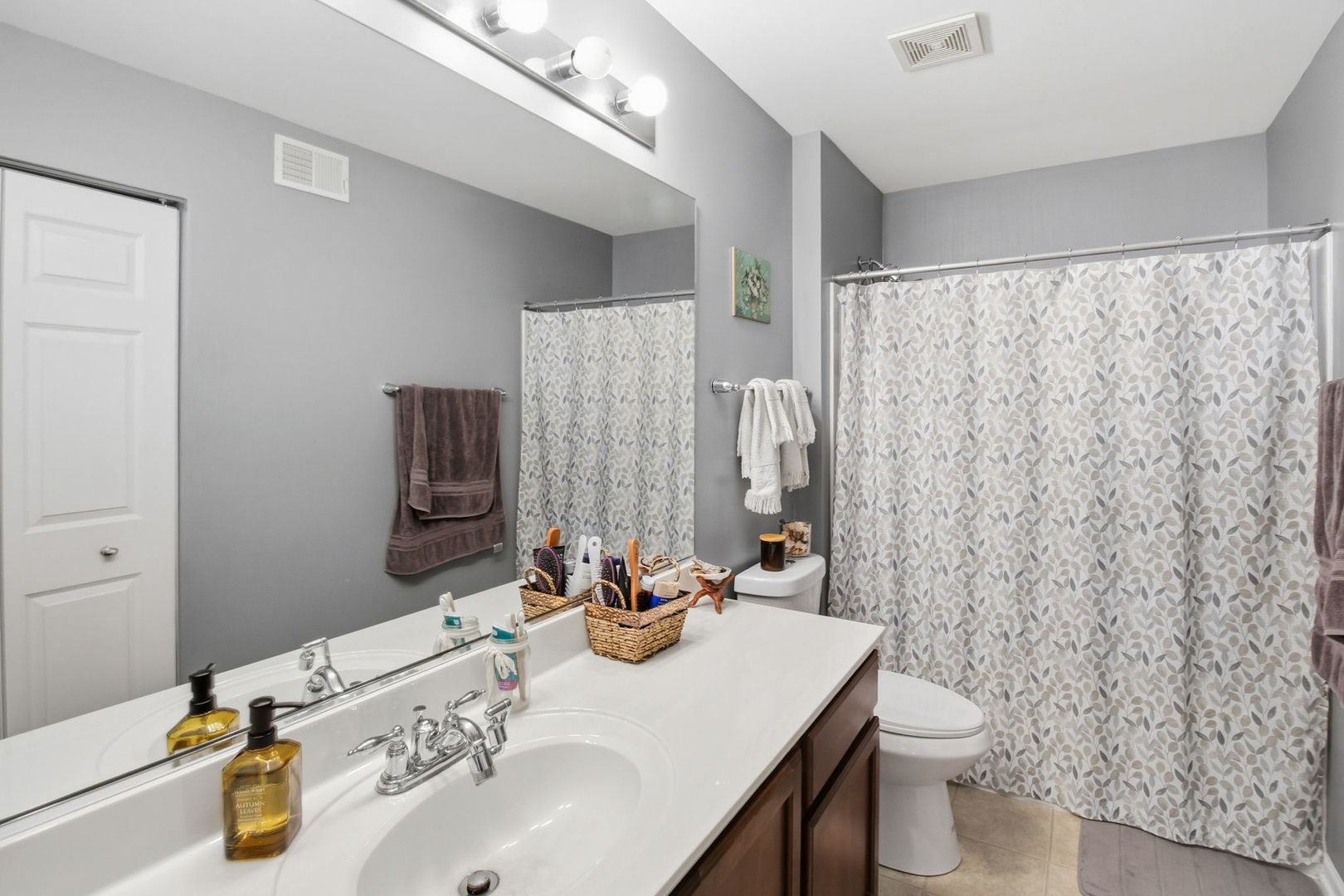 818 Vertin Boulevard, Shorewood, IL 60404