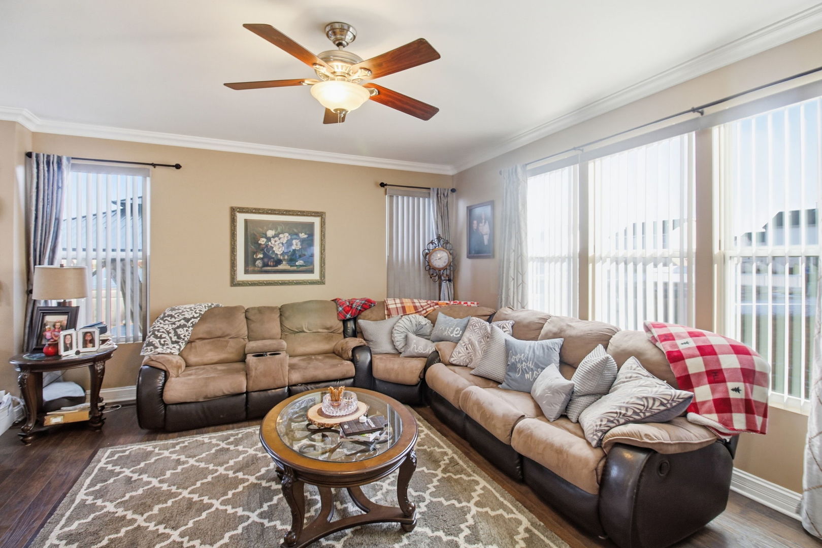 818 Vertin Boulevard, Shorewood, IL 60404