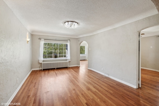 8225 W 30th Street, North Riverside, IL 60546