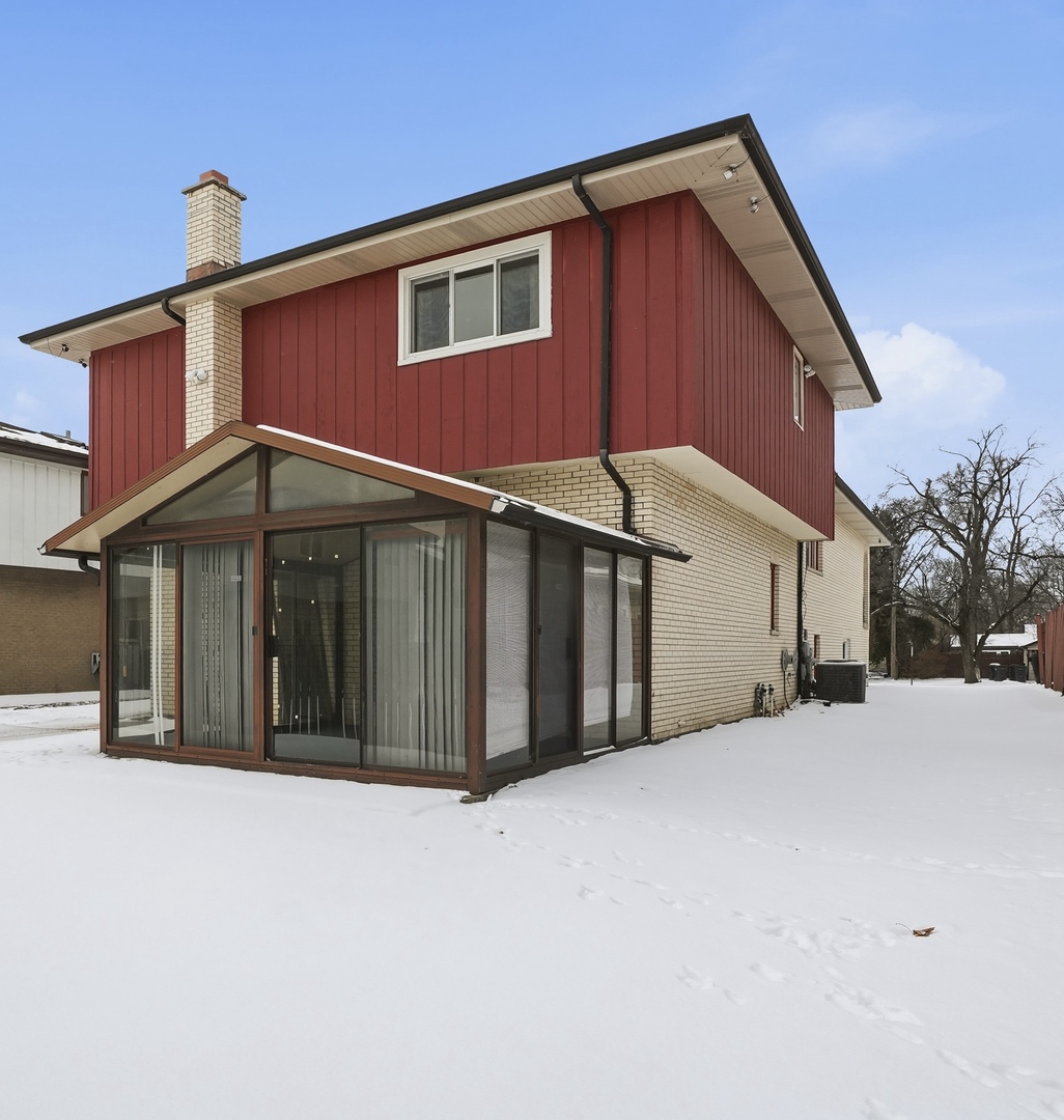 15641 Cottage Grove Avenue, Dolton, IL 60419