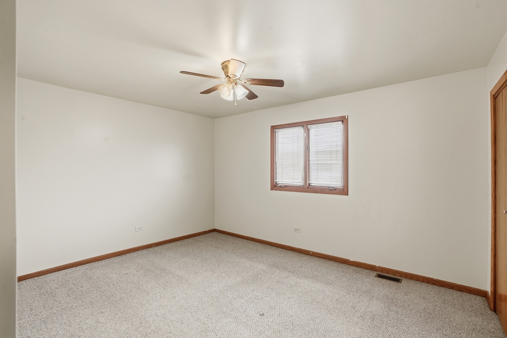 15641 Cottage Grove Avenue, Dolton, IL 60419