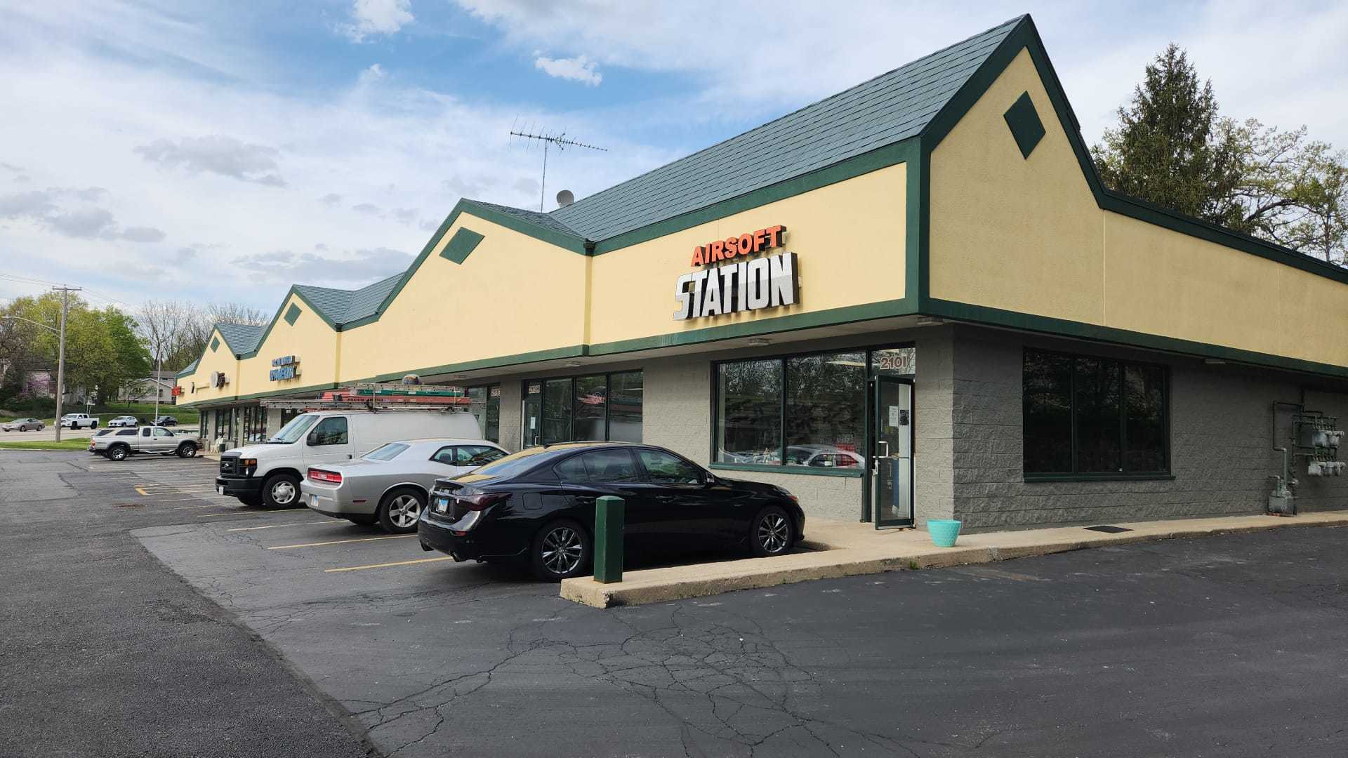 210 Penny Avenue #G-H, East Dundee, IL 60118