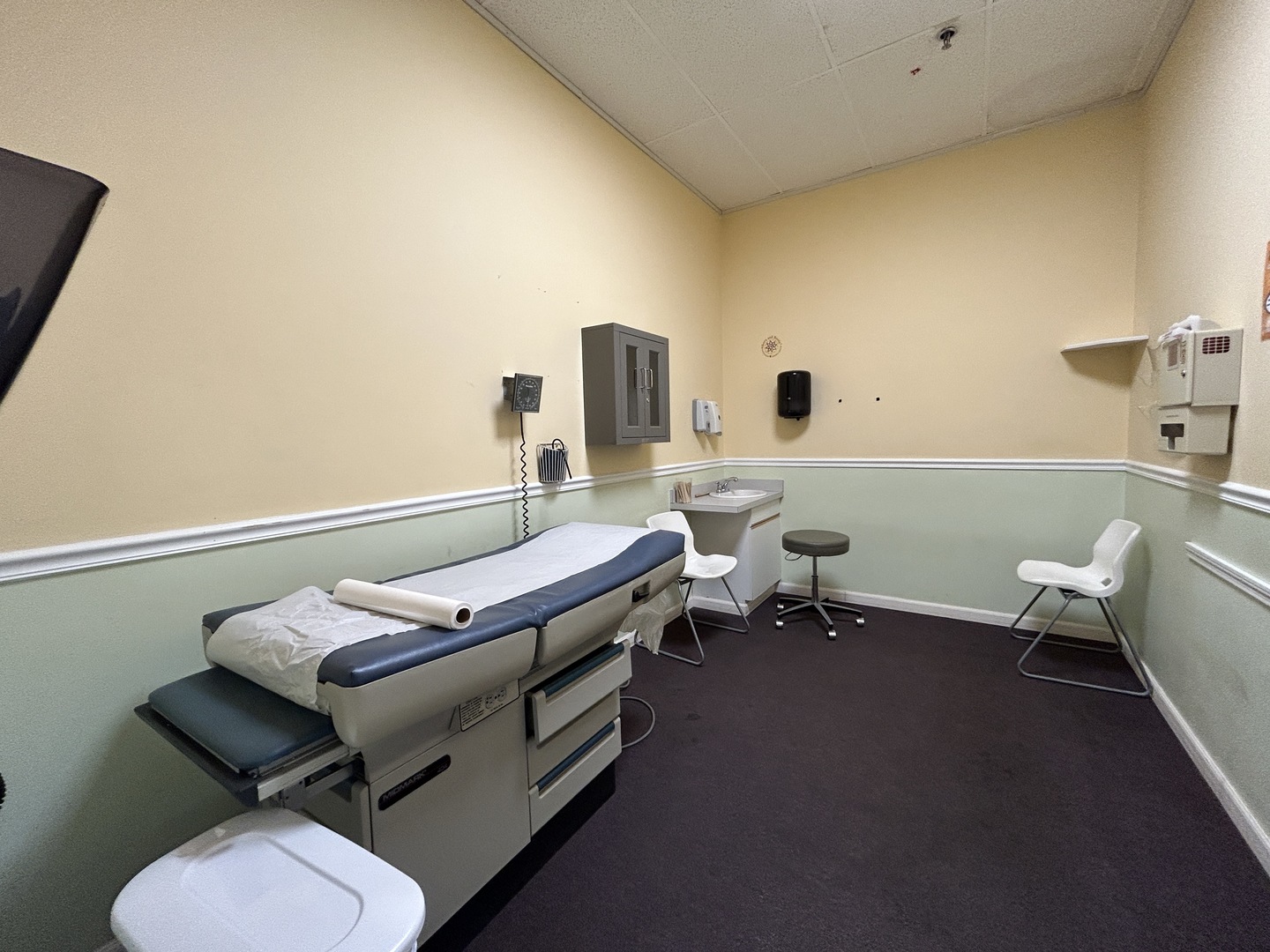 229 W GRAND Avenue #v, Bensenville, IL 60106