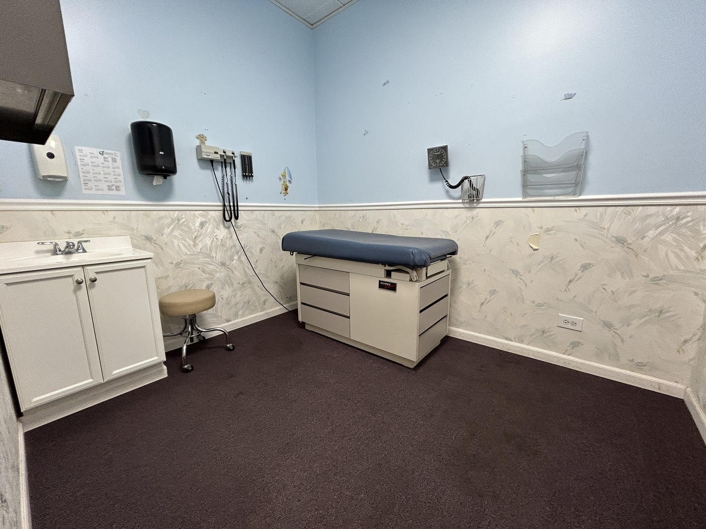 229 W GRAND Avenue #v, Bensenville, IL 60106