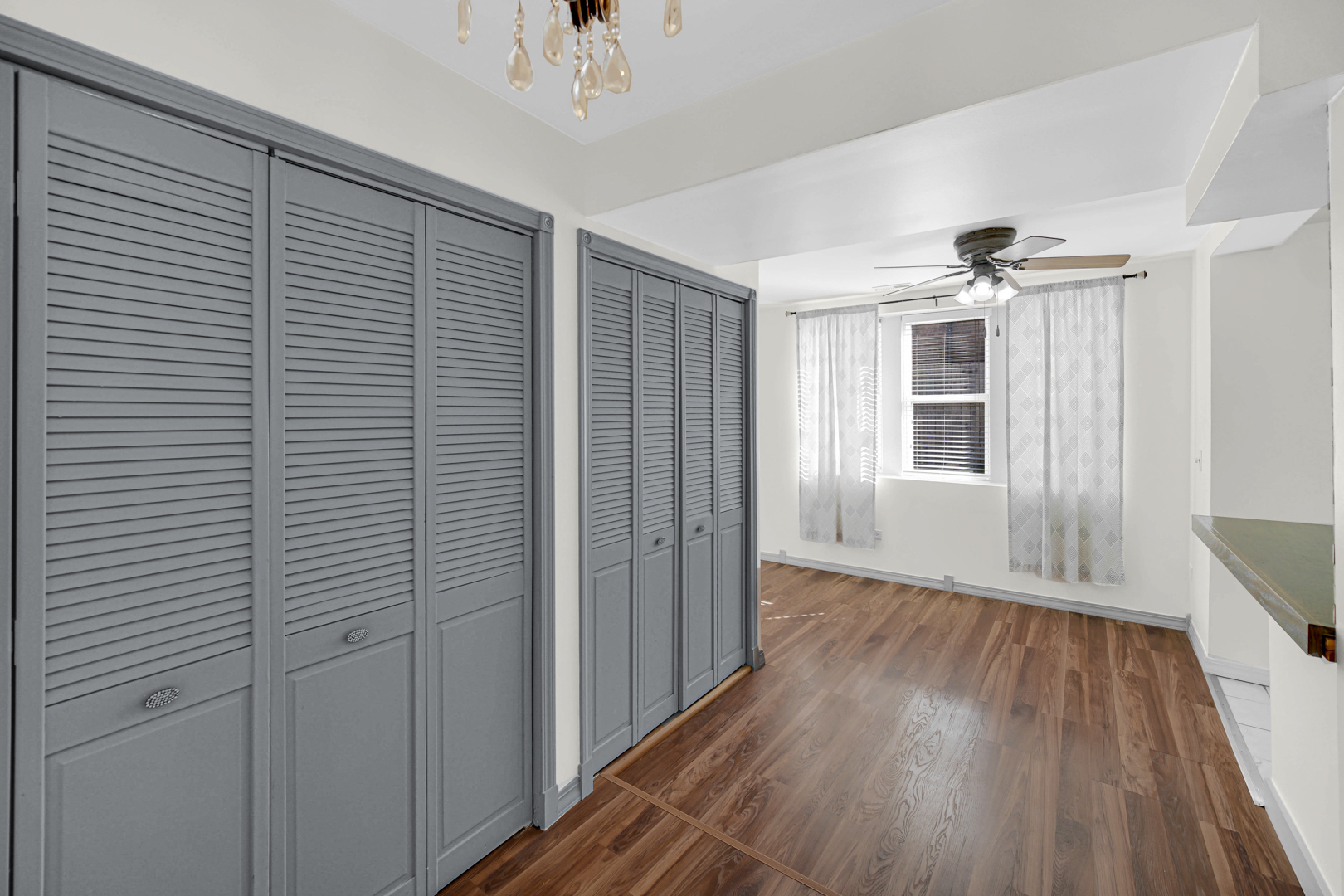 10912 S Avenue J, Chicago, IL 60617