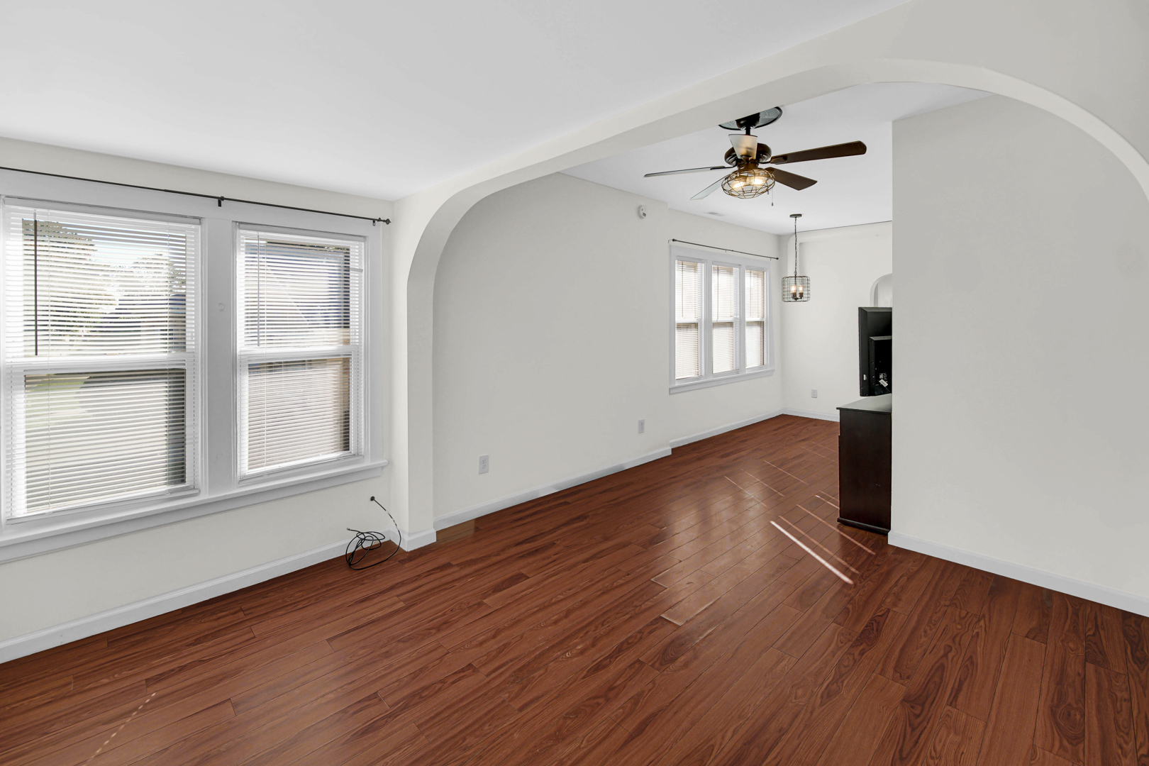 10912 S Avenue J, Chicago, IL 60617