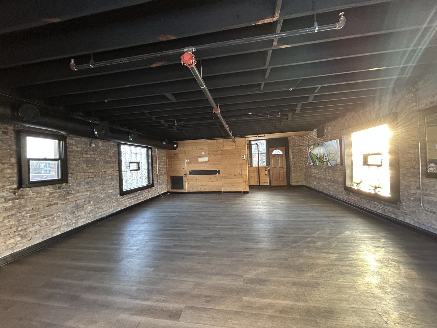 187 N York Street, Elmhurst, IL 60126