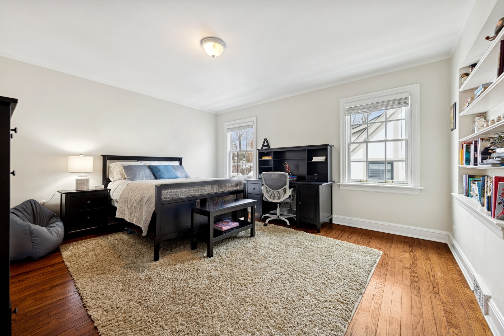 254 W Claremont Street, Elmhurst, IL 60126