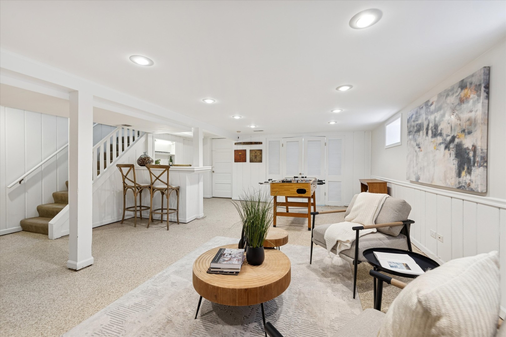 254 W Claremont Street, Elmhurst, IL 60126