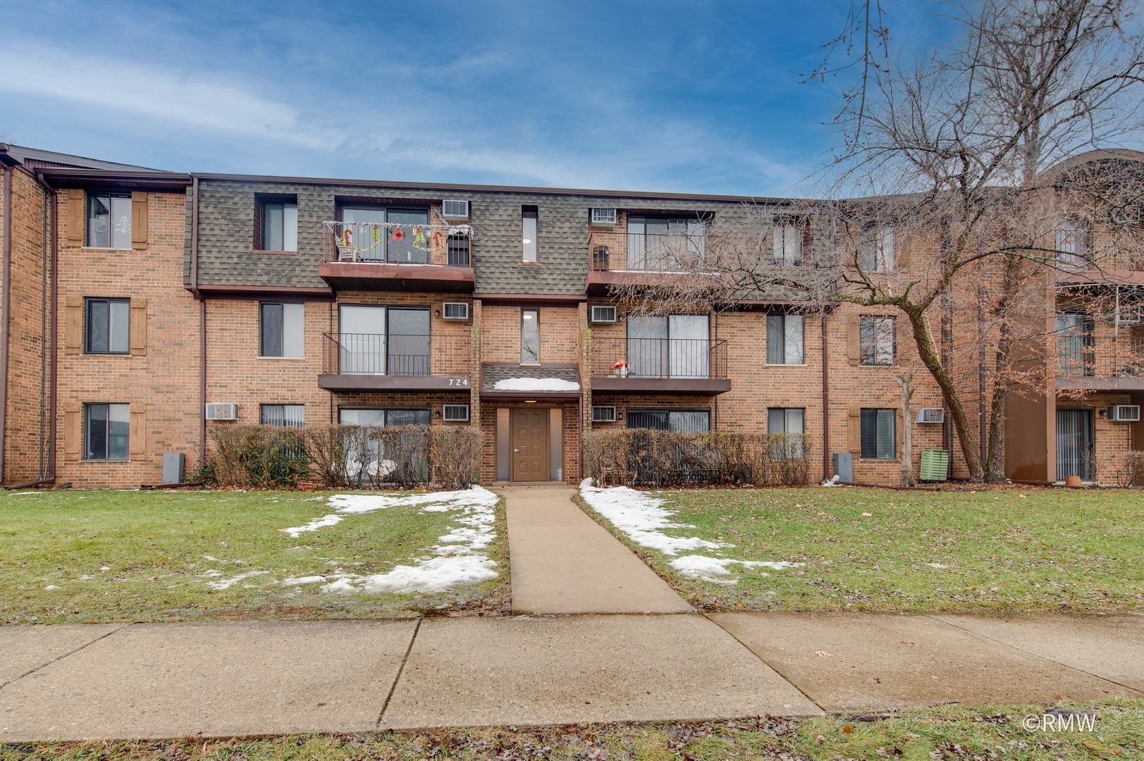 724 Briar Hill Lane #3, Addison, IL 60101