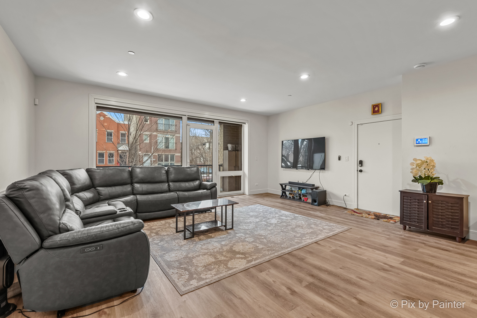 117 S Bell Avenue #1S, Chicago, IL 60612