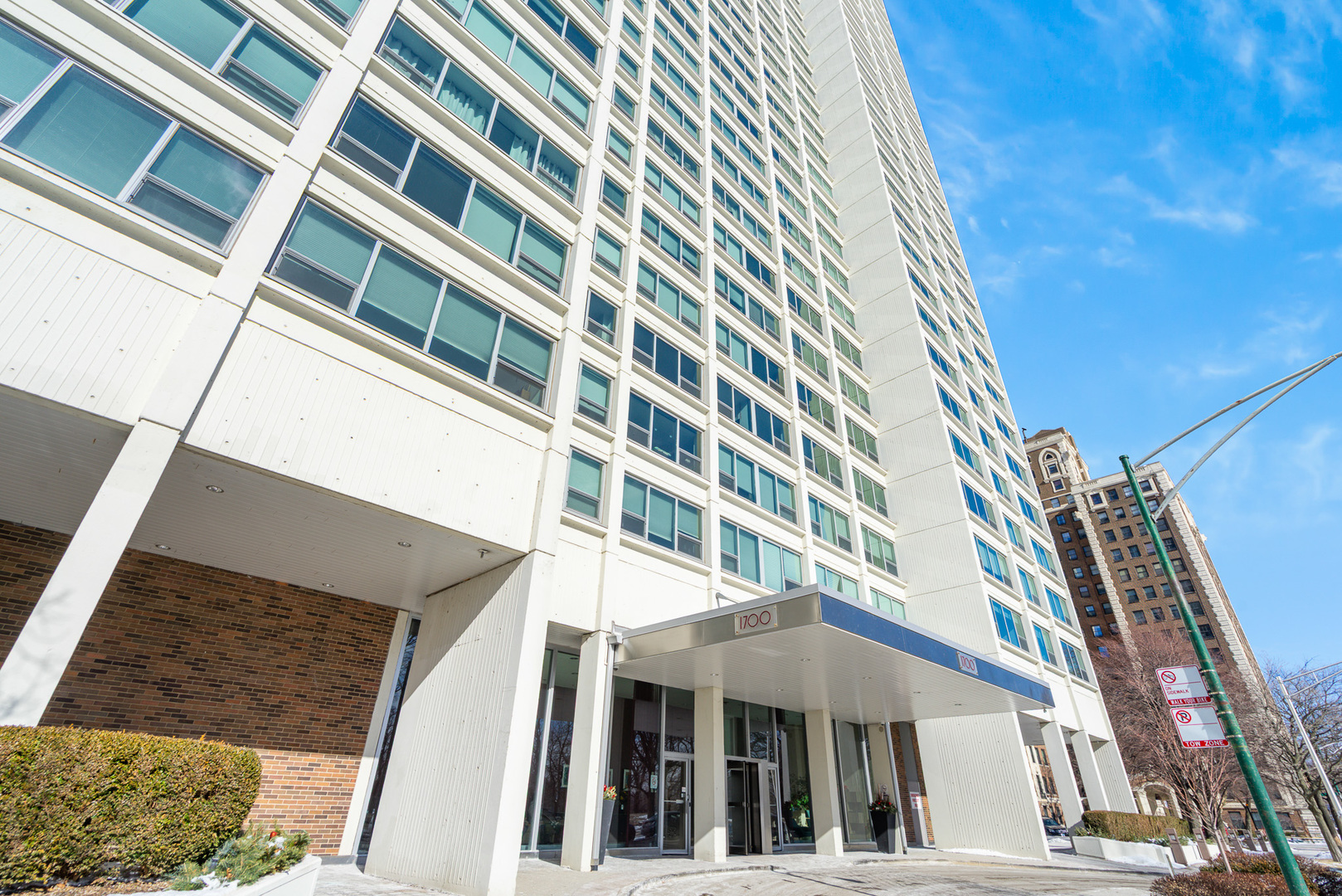 1700 E 56th Street #2710, Chicago, IL 60637