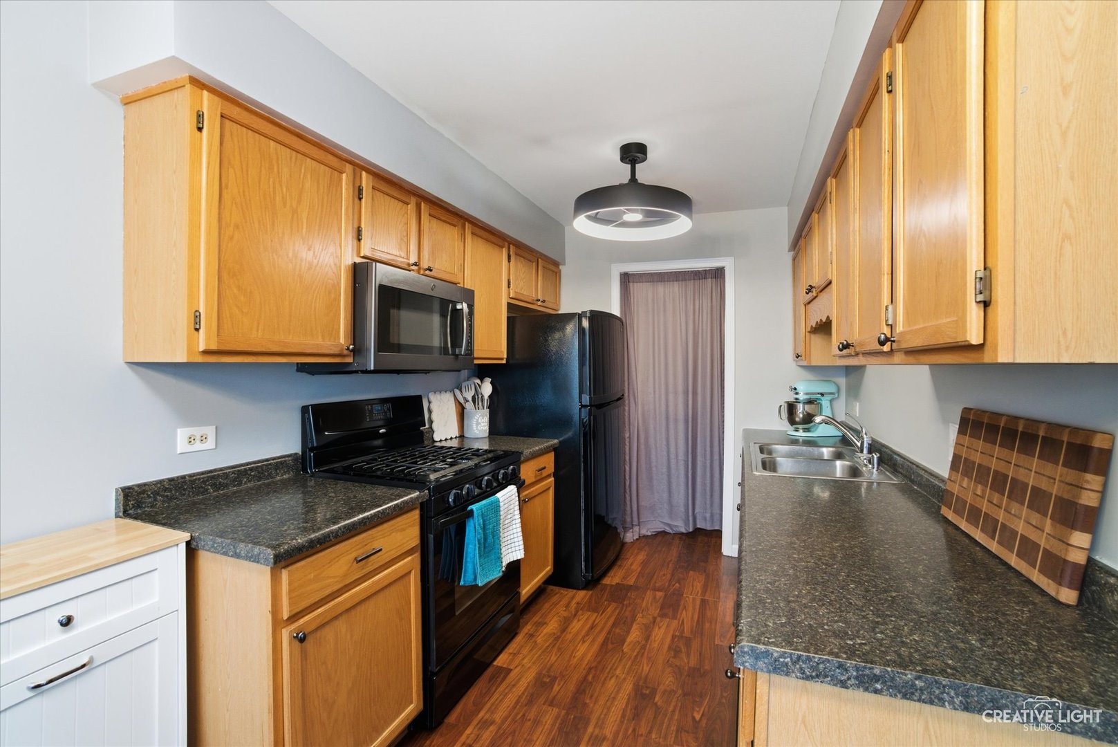 1247 Sandhurst Lane #1247, South Elgin, IL 60177