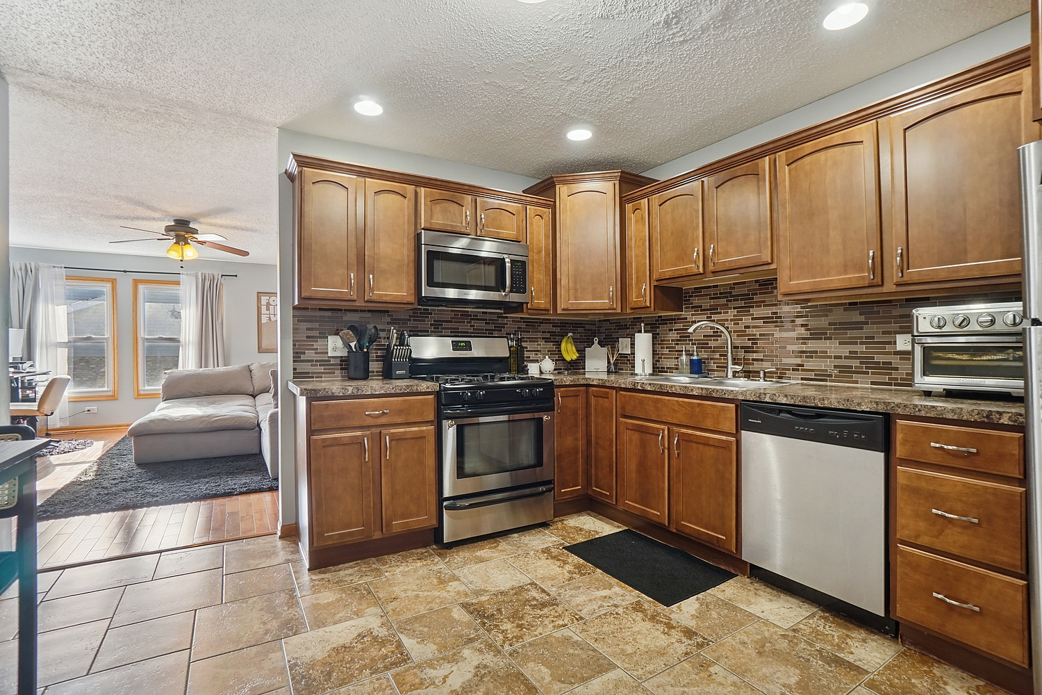 15348 Holly Court #B, Oak Forest, IL 60452