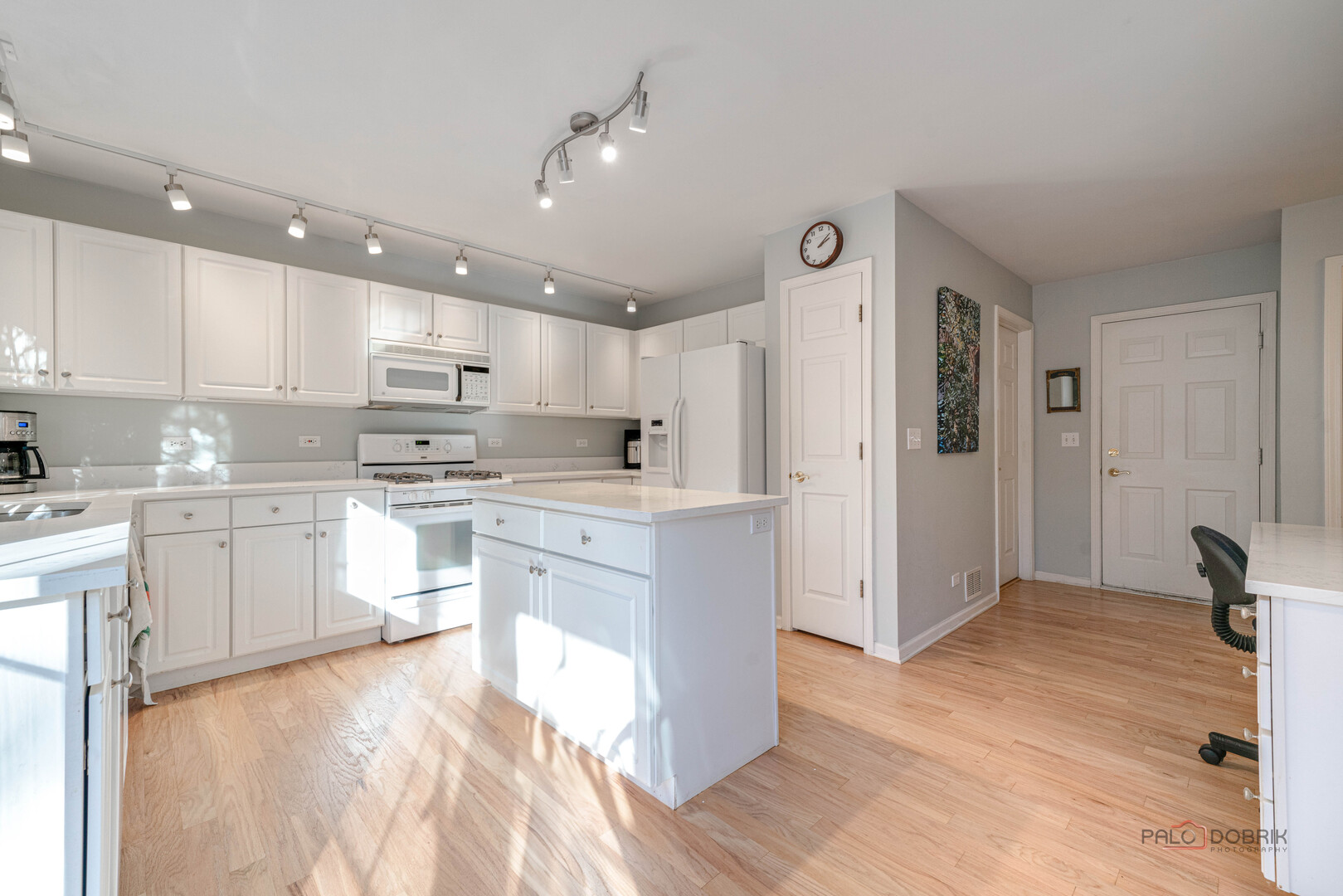 22 Ashford Court, Lincolnshire, IL 60069