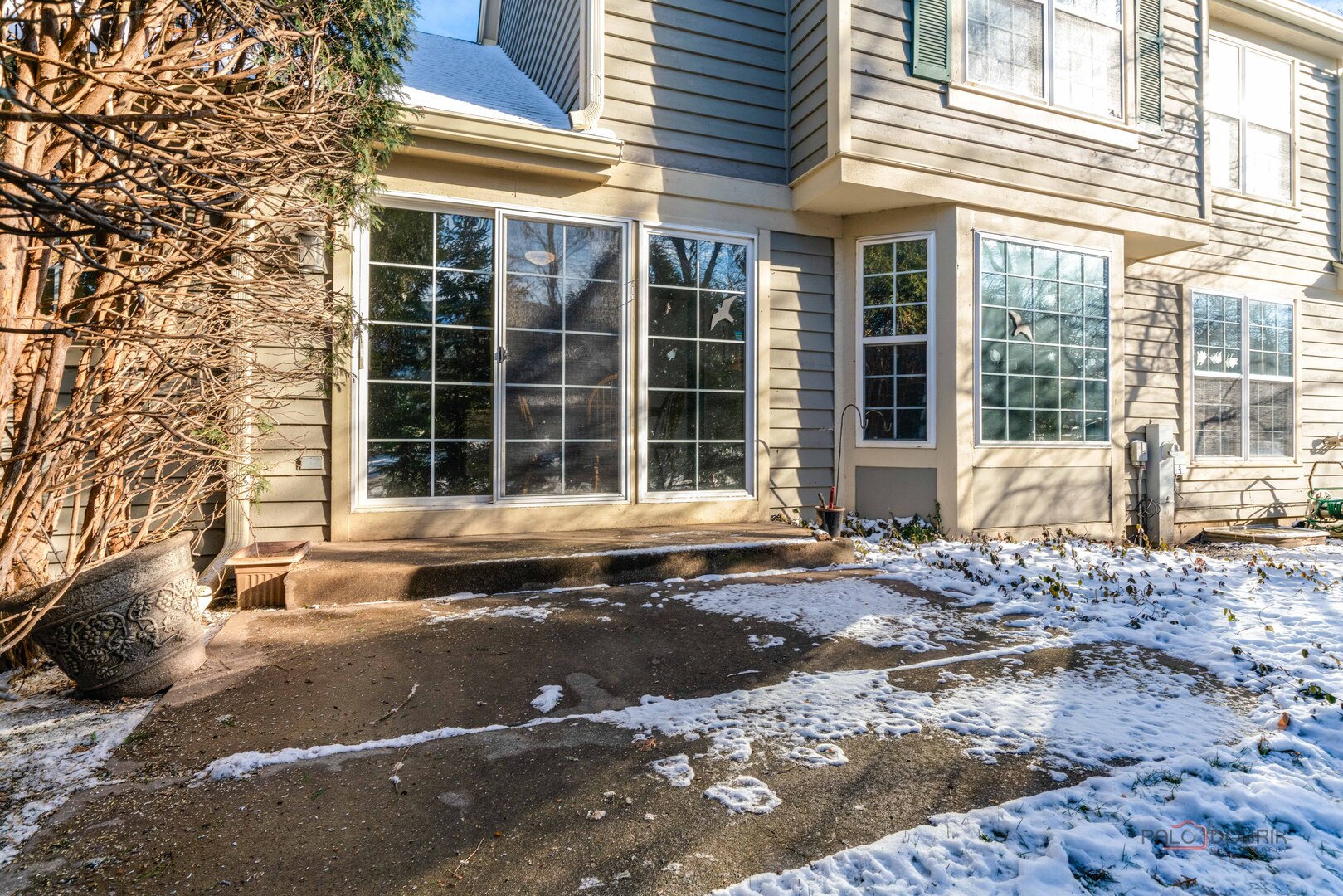 22 Ashford Court, Lincolnshire, IL 60069