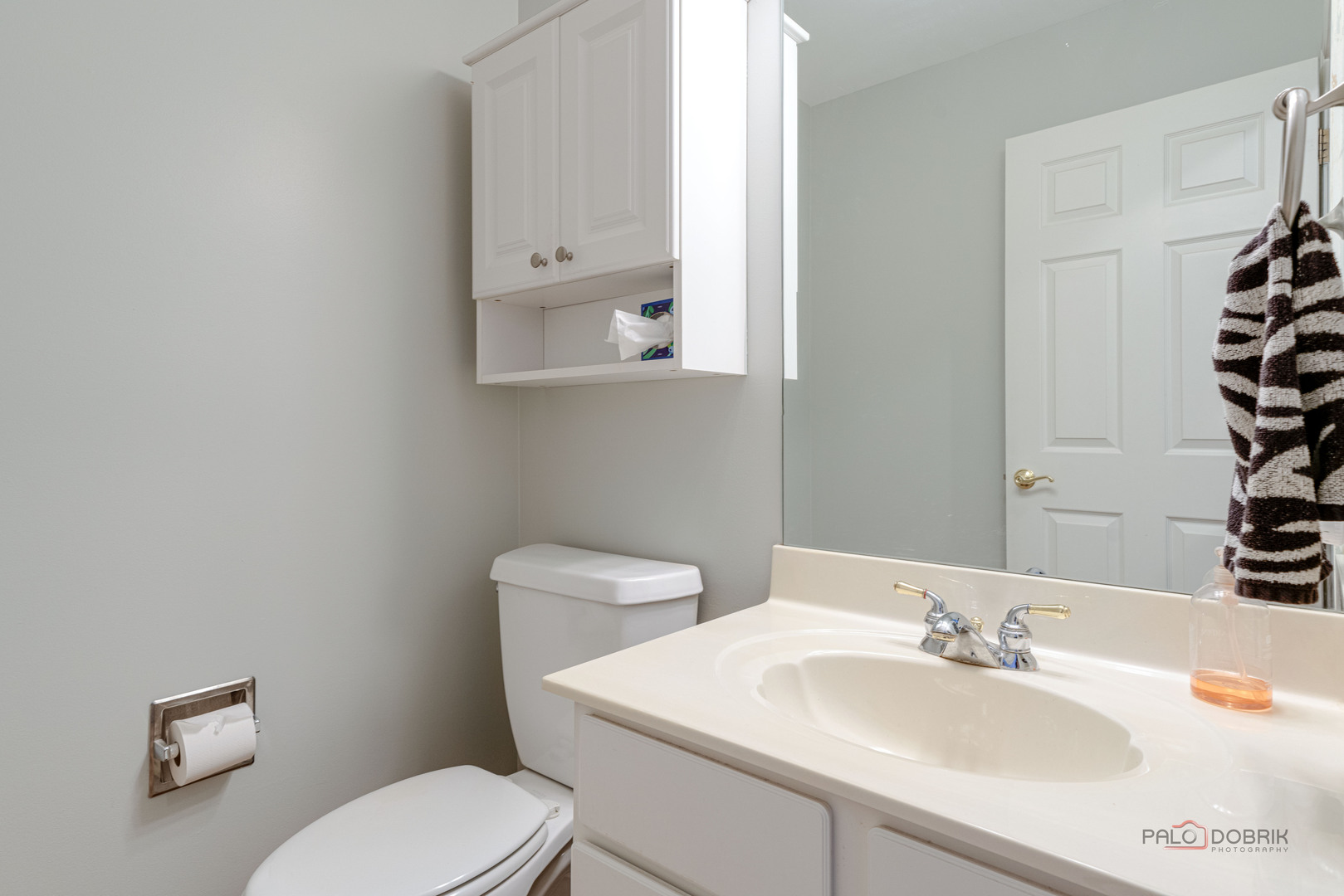 22 Ashford Court, Lincolnshire, IL 60069