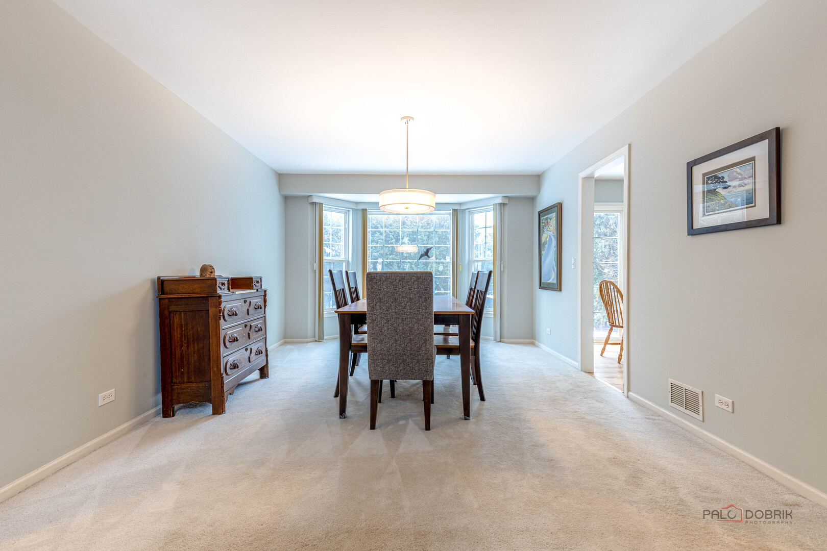 22 Ashford Court, Lincolnshire, IL 60069