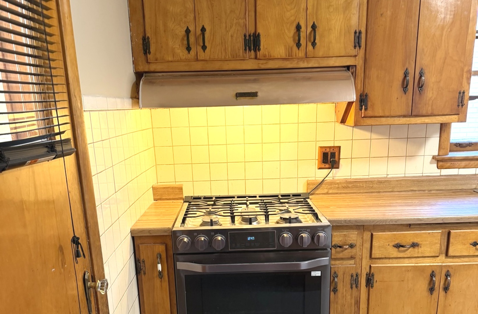 11706 S Artesian Avenue, Chicago, IL 60655