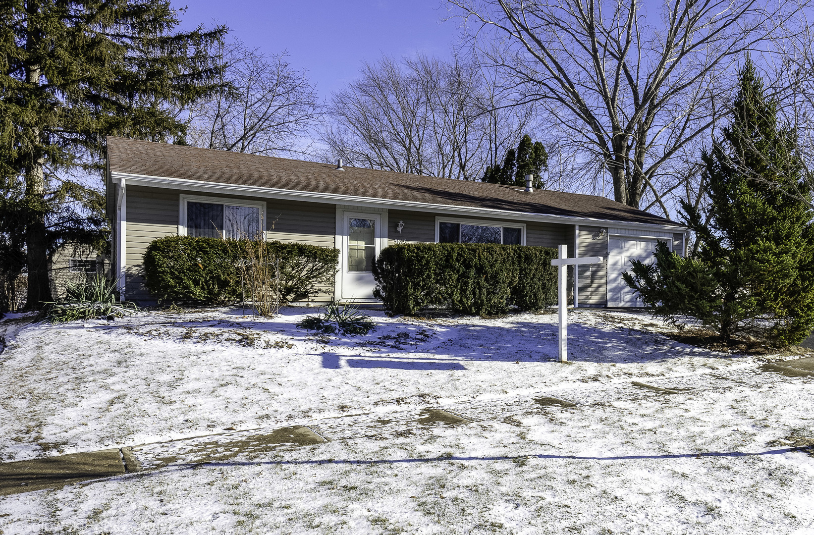 5615 Star Drive, Hanover Park, IL 60133