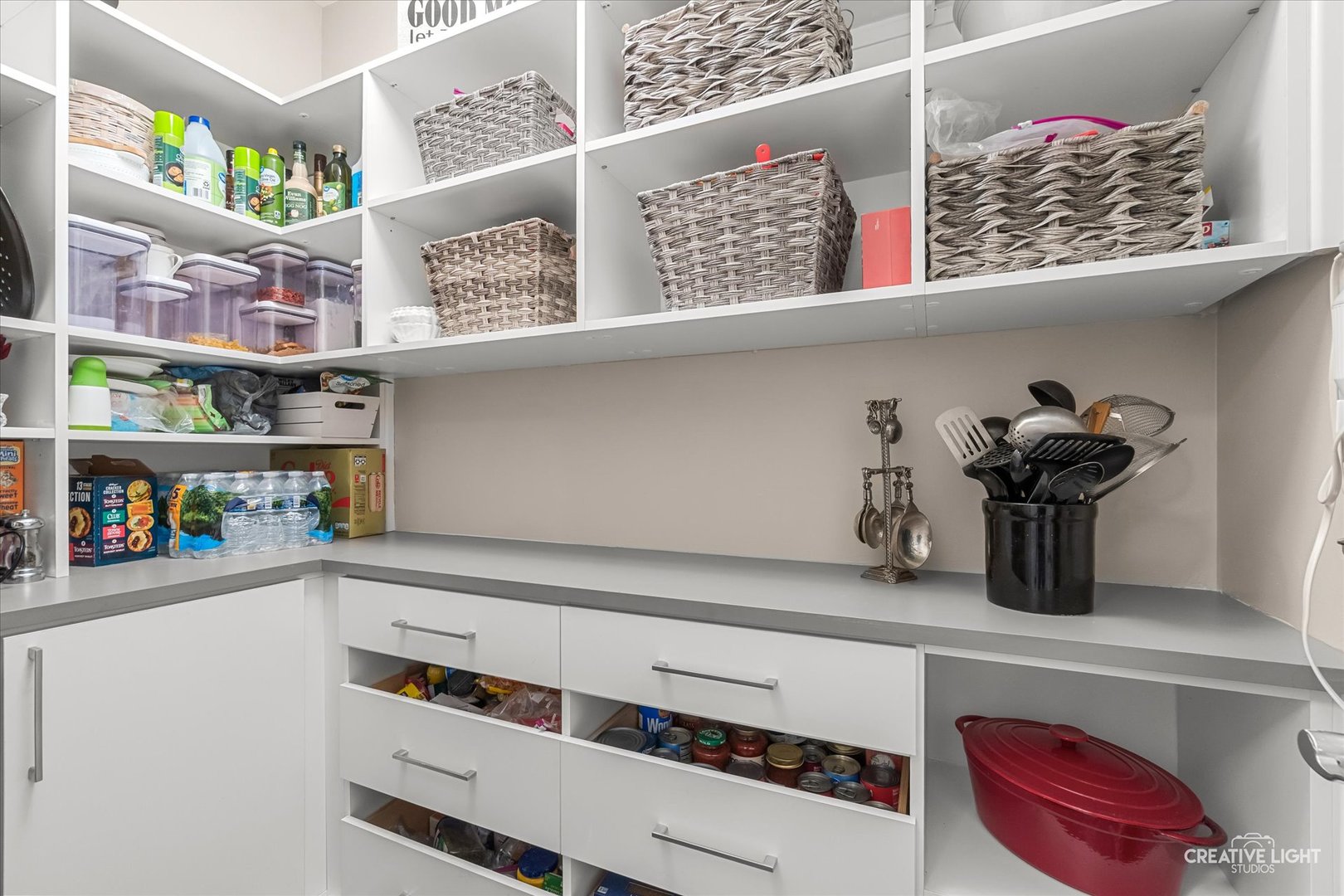 739 Juniper Street, Oswego, IL 60543