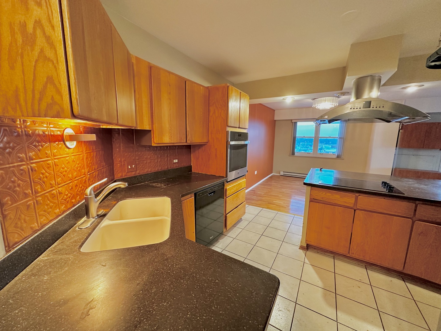 141 N La Grange Road #602, La Grange, IL 60525