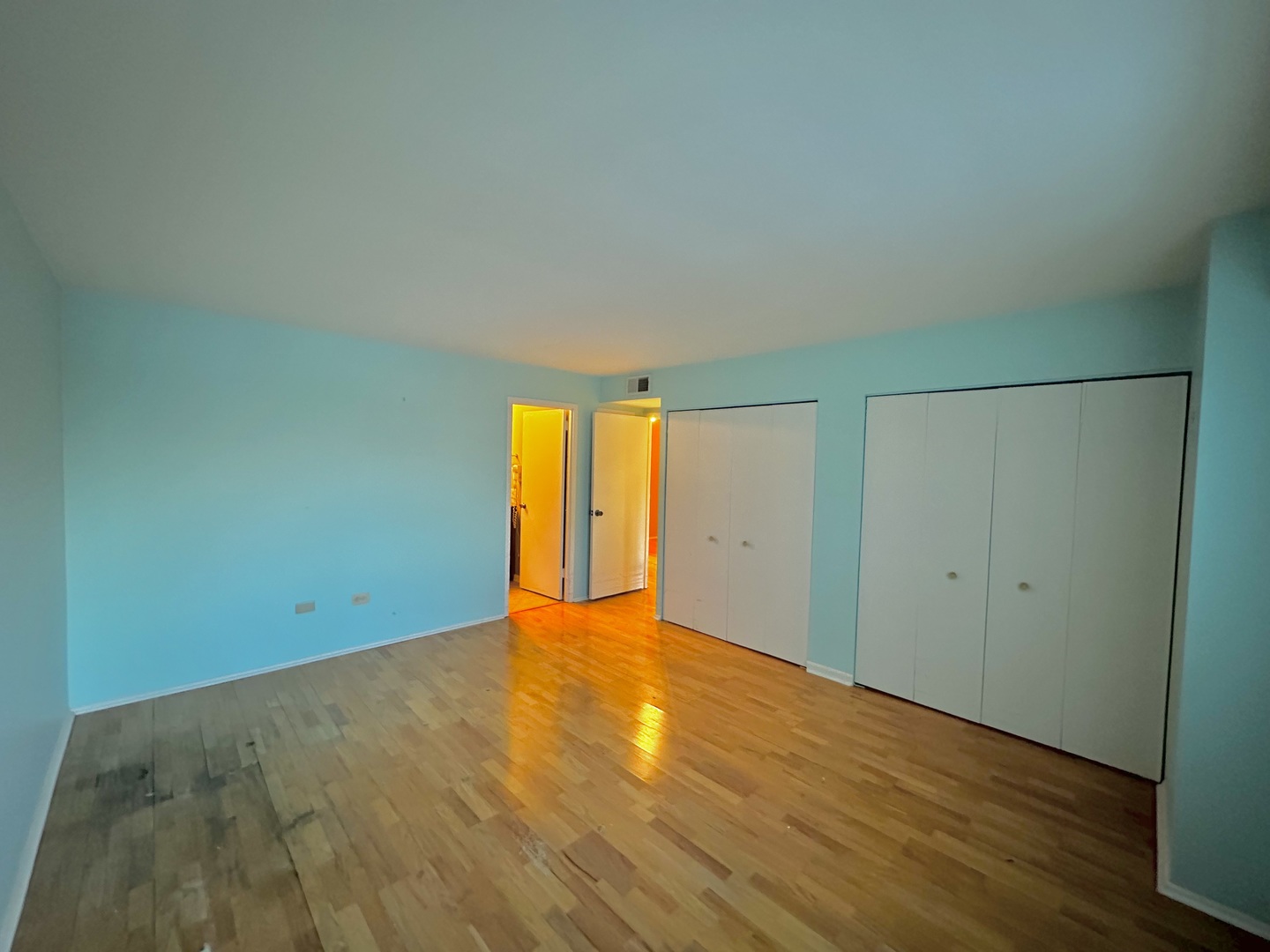 141 N La Grange Road #602, La Grange, IL 60525