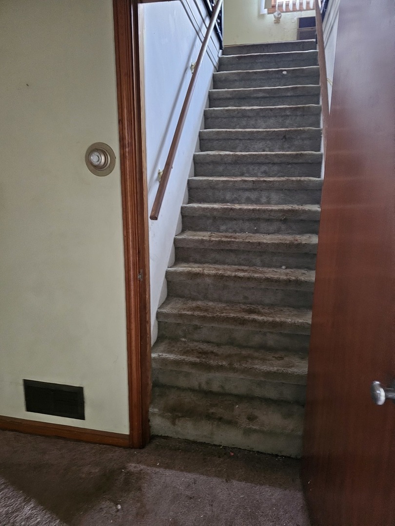 512 156th Place, Calumet City, IL 60409