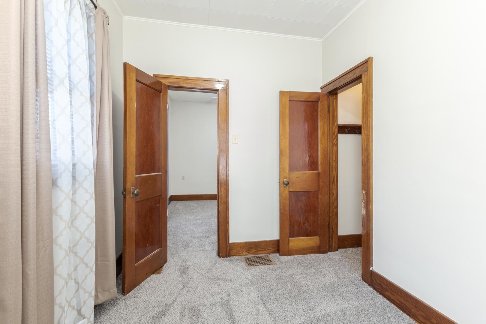 415 N Locust Street, Pontiac, IL 61764