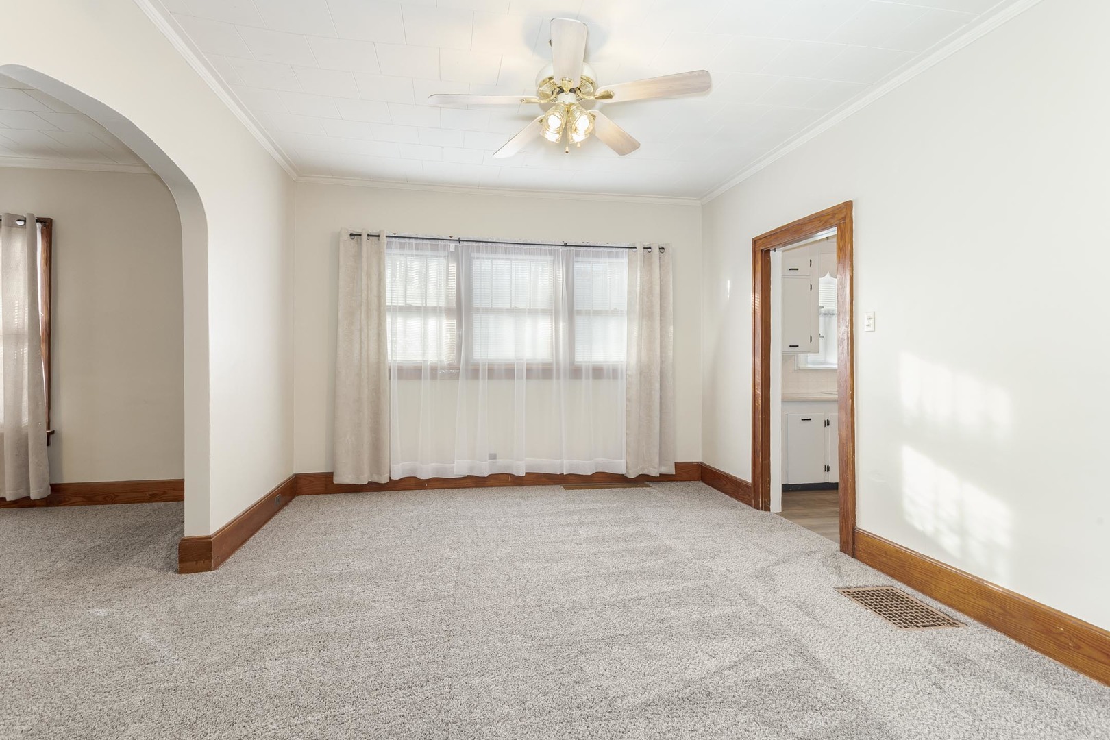 415 N Locust Street, Pontiac, IL 61764