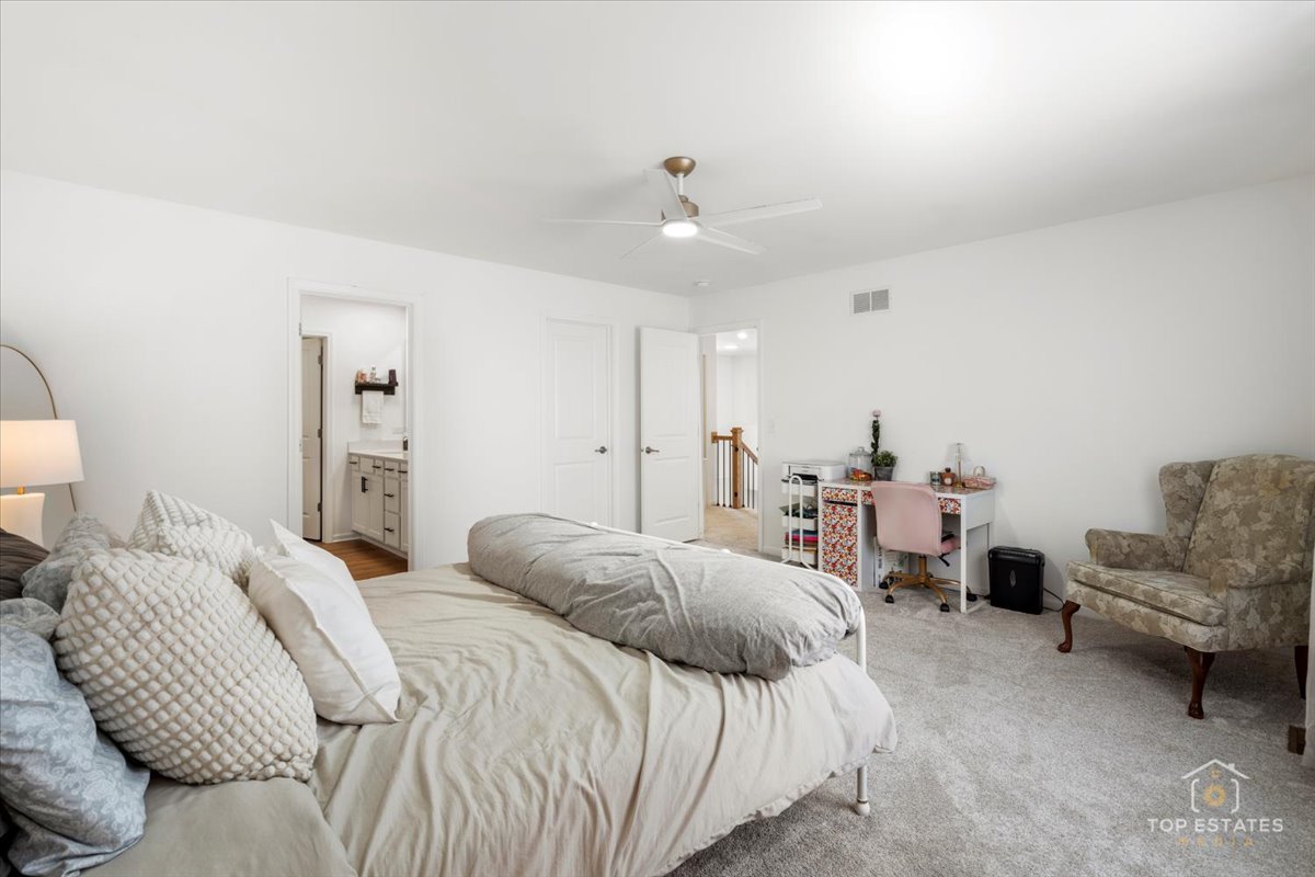 1457 Collins Drive, Elburn, IL 60119