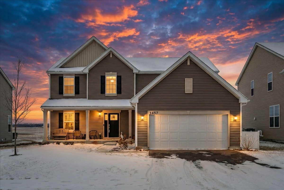 1457 Collins Drive, Elburn, IL 60119